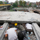 Illustration for article titled Photos from the devastating 7.8 magnitude earthquake in Nepal